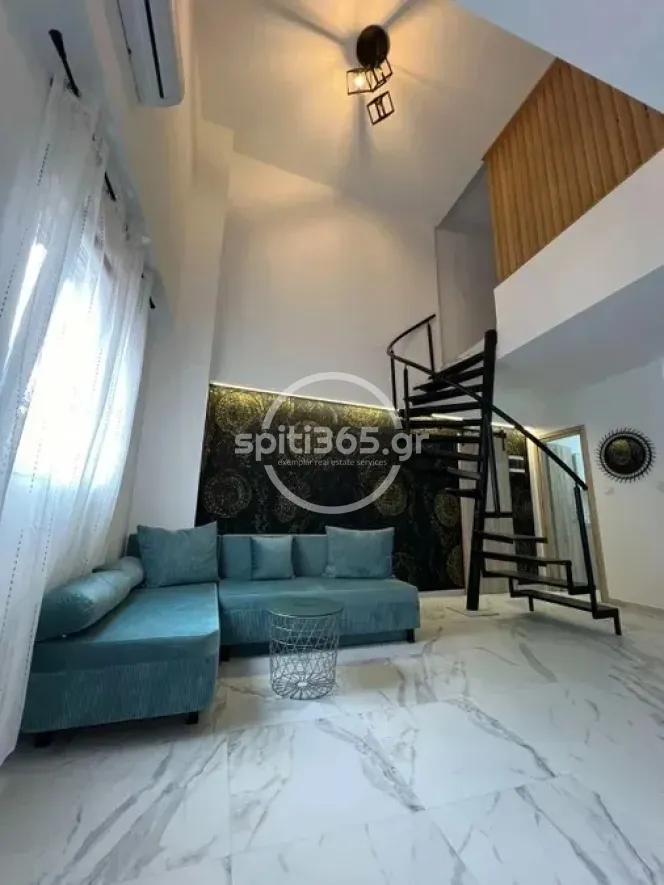 Πωλείται Ανακαινισμένο Επιπλωμένο Loft 59 τ.μ. –Νεάπολη, Ρήγα Φερραίου — φωτογραφία 3