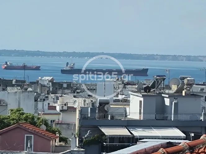 Πολυτελής Επιπλωμένη Γκαρσονιέρα 80 τ.μ. — φωτογραφία 3