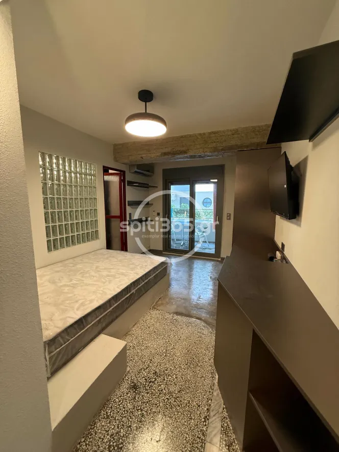 Industrial Student Studio | All Inclusive | Πλήρως Επιπλωμένο