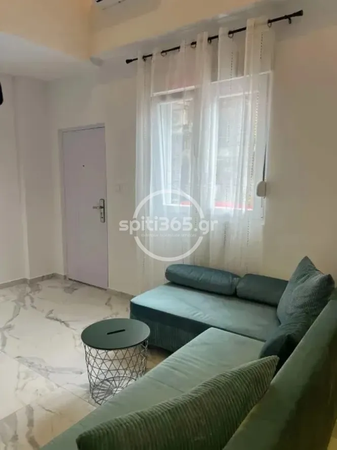 Πωλείται Ανακαινισμένο Επιπλωμένο Loft 59 τ.μ. –Νεάπολη, Ρήγα Φερραίου — φωτογραφία 4